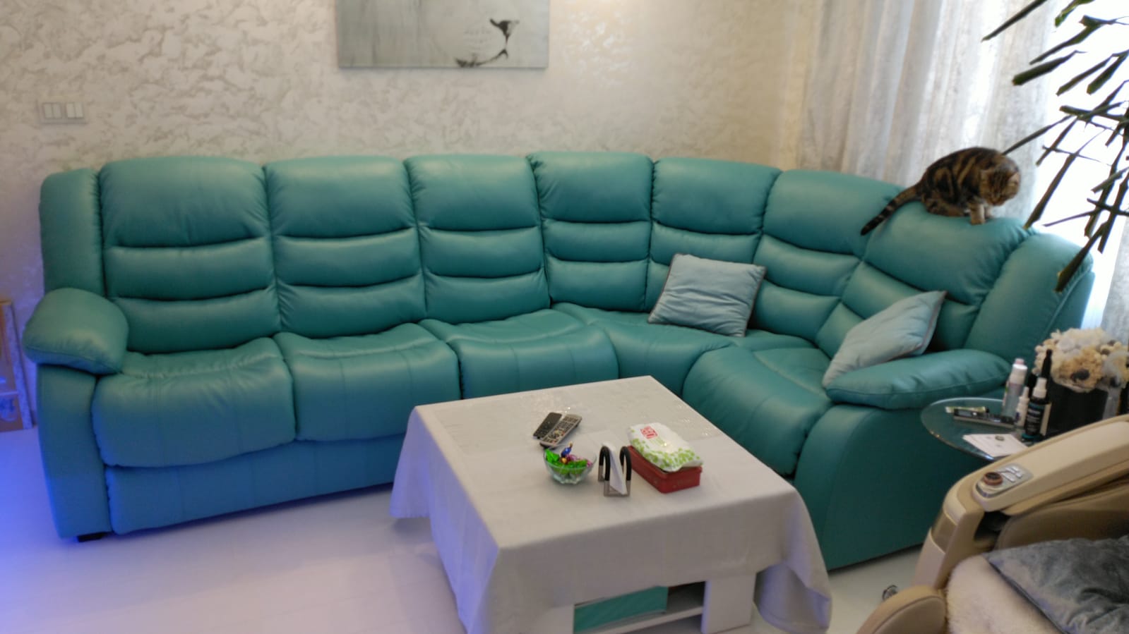 Перетяжка дивана на дому. Ленинский проспект